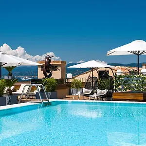 5* Hotel De Paris
