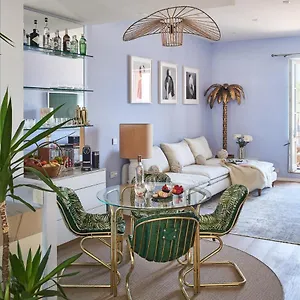 Maison Panthere - Luxury Harbour Apartment